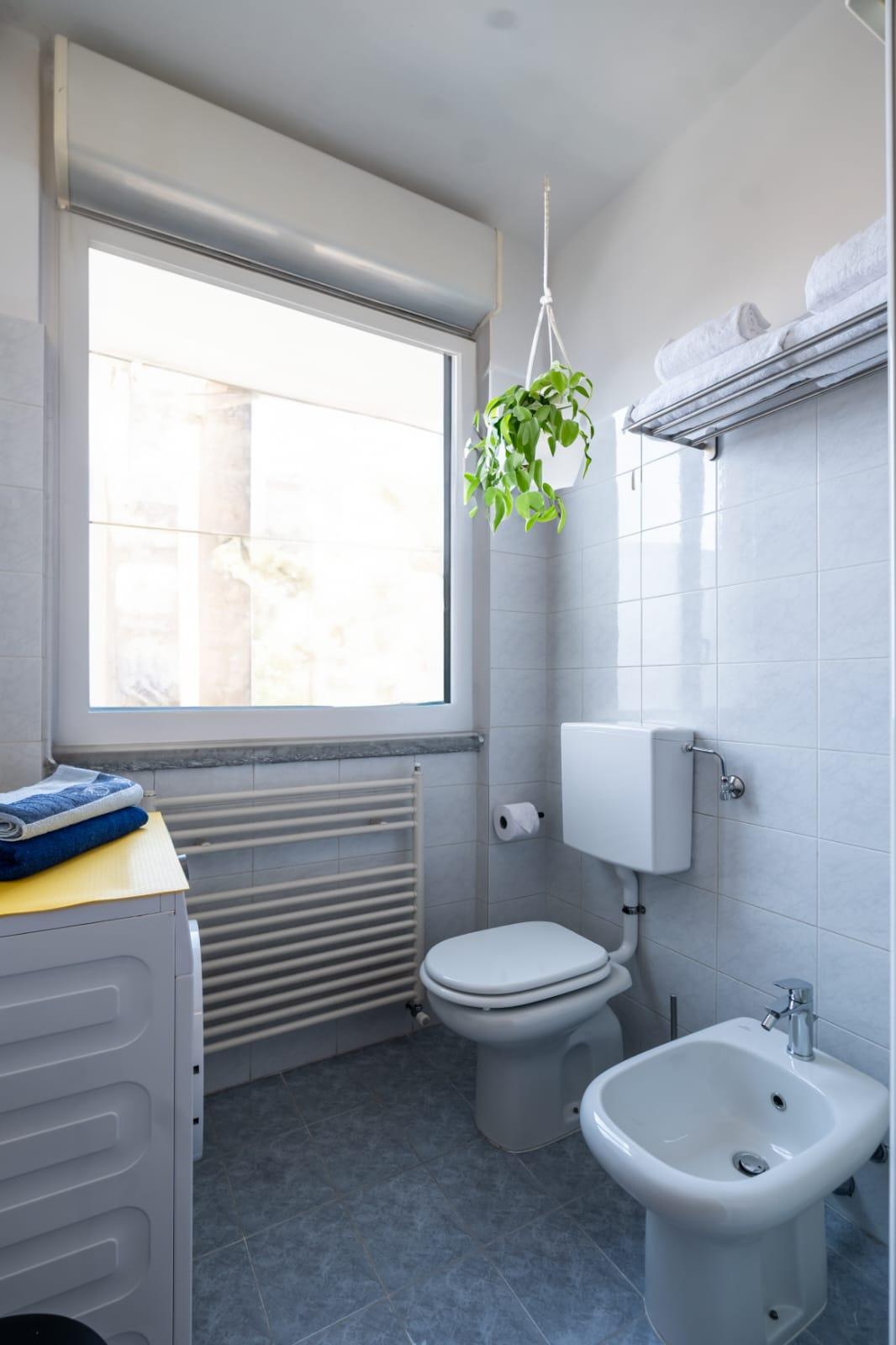 Bathroom — Sunny Studio